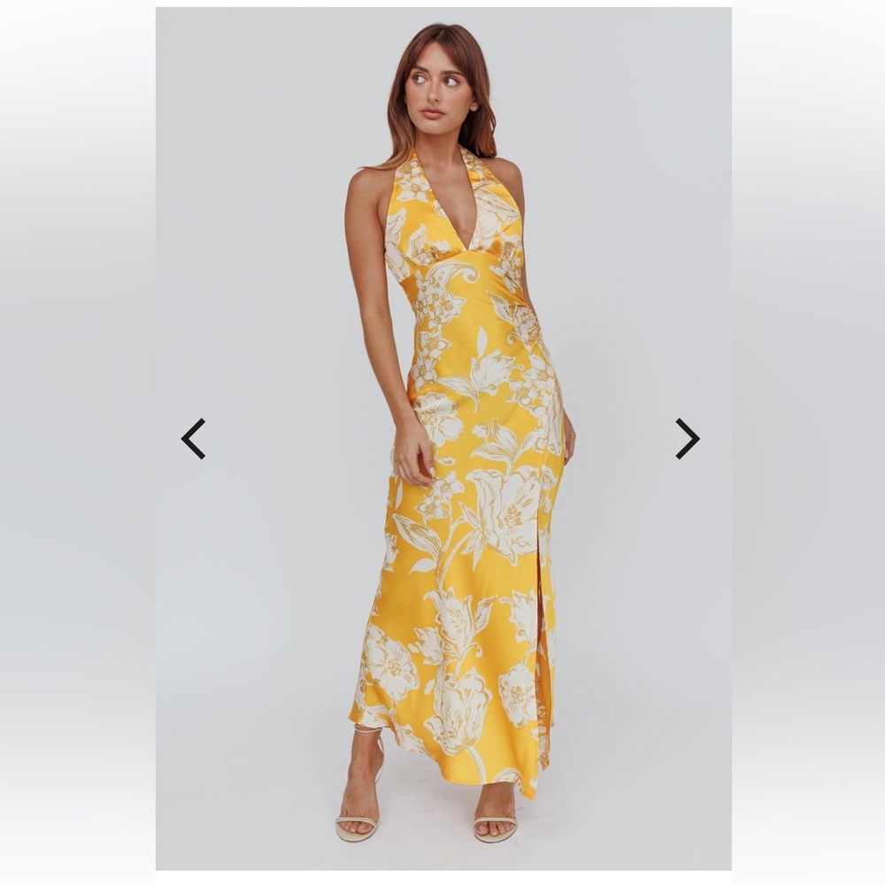 Selfie Leslie Yellow Floral Backless Dress Small